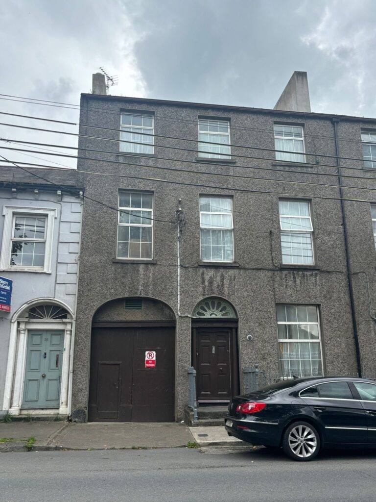 35 Seatown Place, Dundalk, Co. Louth  – A91 FP60