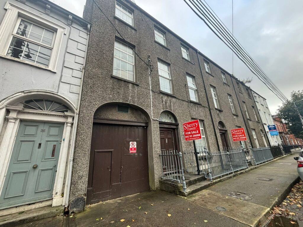 35 Seatown Place, Dundalk, Co. Louth  – A91 FP60