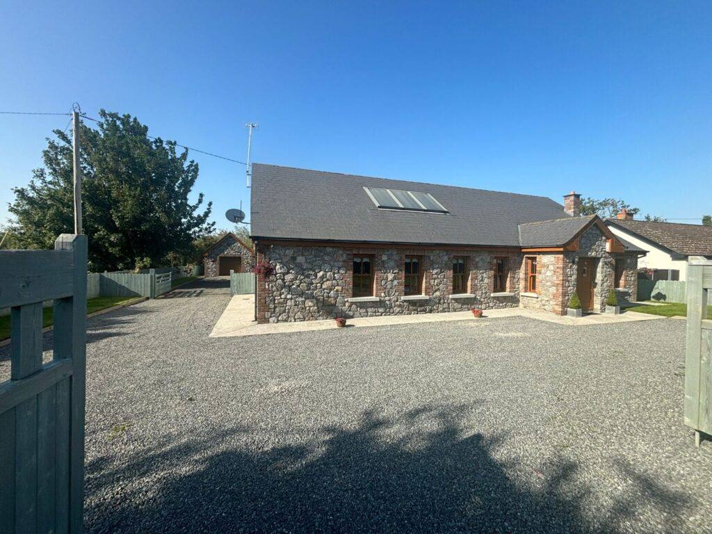 Thistlebank Cottage, Beamore, Drogheda, Co.Meath