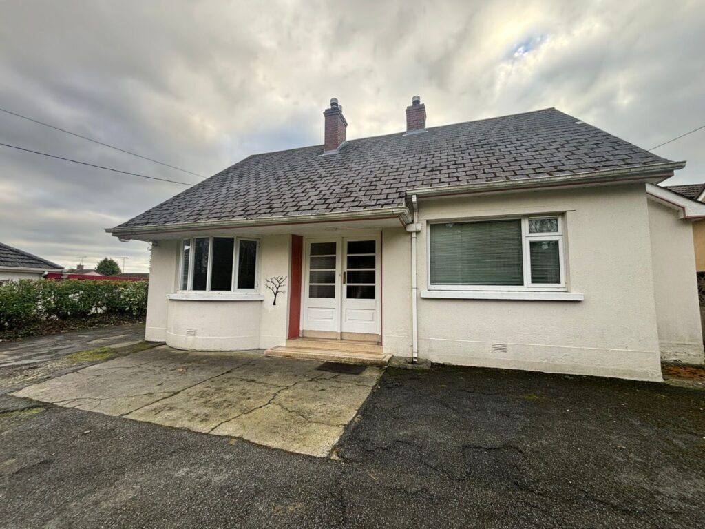 An Charraig, Carrickmacross Road, Dundalk, Co. Louth, A91P5D3