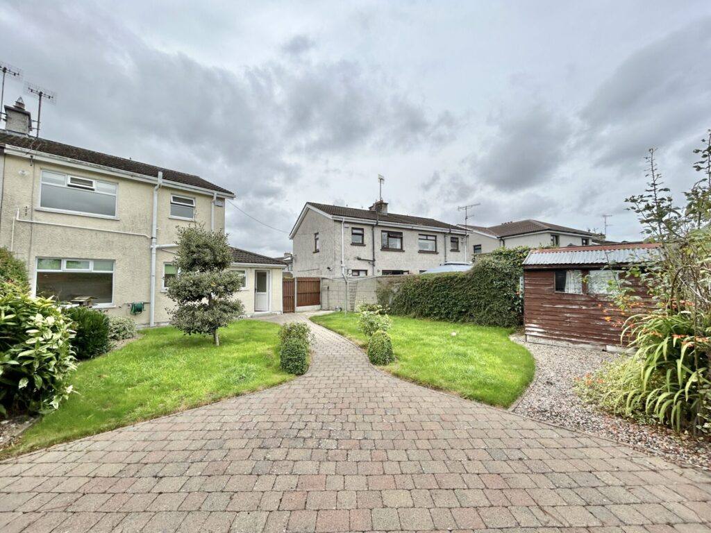 35 Hazelwood Avenue, Bay Estate, Dundalk, Co. Louth – A91 X8N7