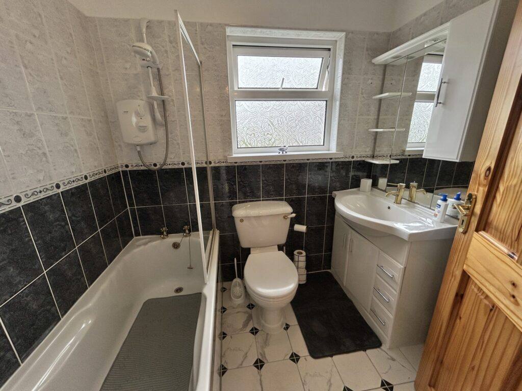 35 Hazelwood Avenue, Bay Estate, Dundalk, Co. Louth – A91 X8N7