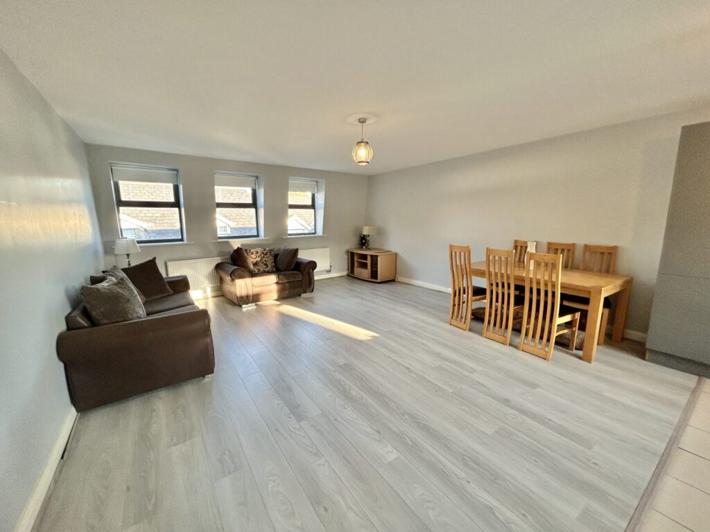 302 Block C, An Tsean Mhargadh, Greenlanes, Drogheda, Co. Louth, A92Y861