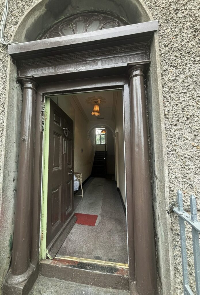 35 Seatown Place, Dundalk, Co. Louth 35 Seatown Place, Dundalk, Co. Louth