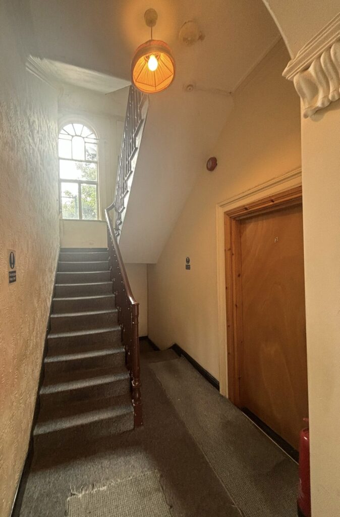 35 Seatown Place, Dundalk, Co. Louth 35 Seatown Place, Dundalk, Co. Louth