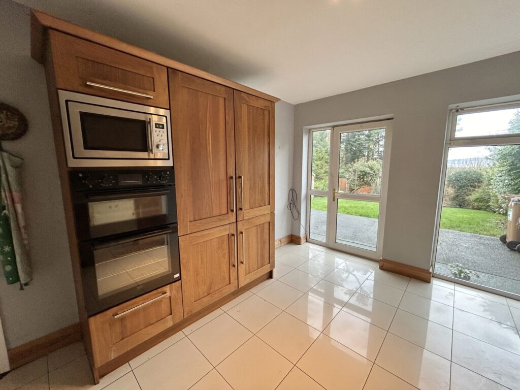 2 The Paddock, Mount Avenue, Dundalk Co. Louth – A91 H2WH 2 The Paddock, Mount Avenue, Dundalk Co. Louth – A91 H2WH