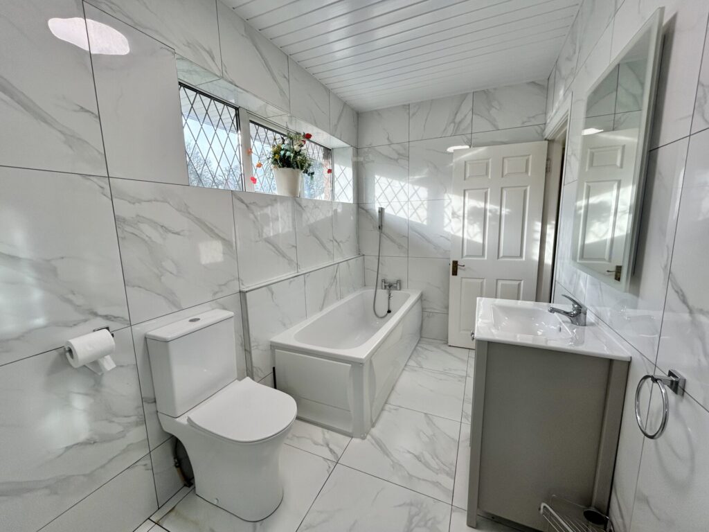 2 The Paddock, Mount Avenue, Dundalk Co. Louth – A91 H2WH 2 The Paddock, Mount Avenue, Dundalk Co. Louth – A91 H2WH