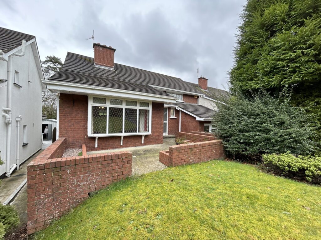 2 The Paddock, Mount Avenue, Dundalk Co. Louth – A91 H2WH 2 The Paddock, Mount Avenue, Dundalk Co. Louth – A91 H2WH