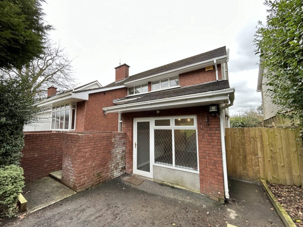 2 The Paddock, Mount Avenue, Dundalk Co. Louth – A91 H2WH 2 The Paddock, Mount Avenue, Dundalk Co. Louth – A91 H2WH