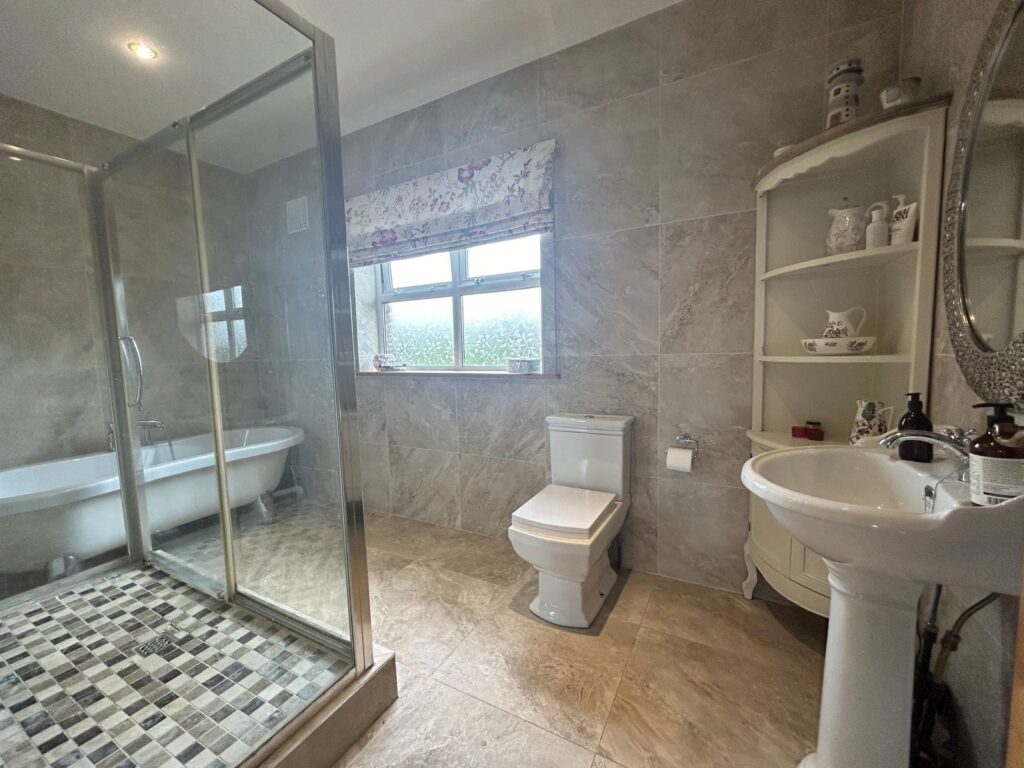 Tullyraine, Carrickmacross, Kilanny, Co. Louth, A81RY19