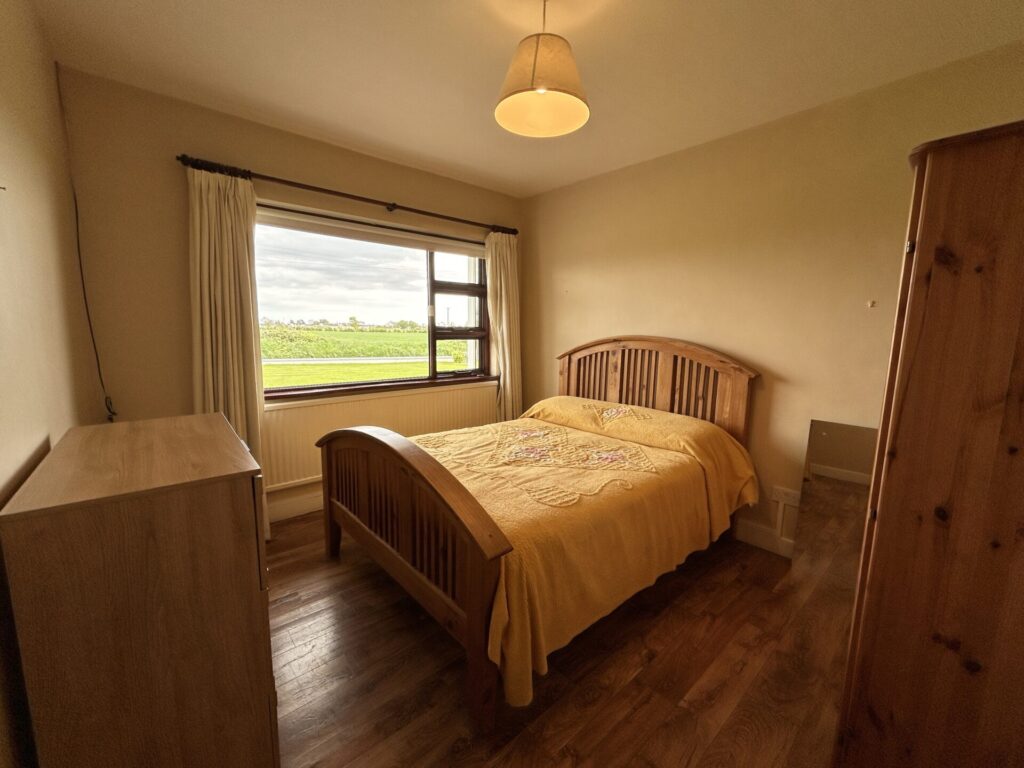 Ballagan, Greenore, Co. Louth – A91 FK77