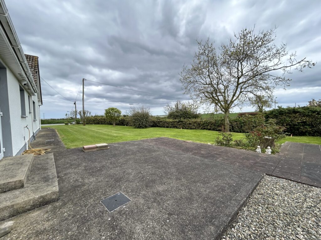 Ballagan, Greenore, Co. Louth – A91 FK77