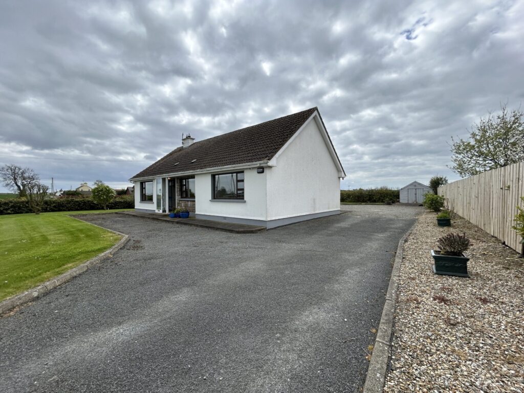 Ballagan, Greenore, Co. Louth – A91 FK77
