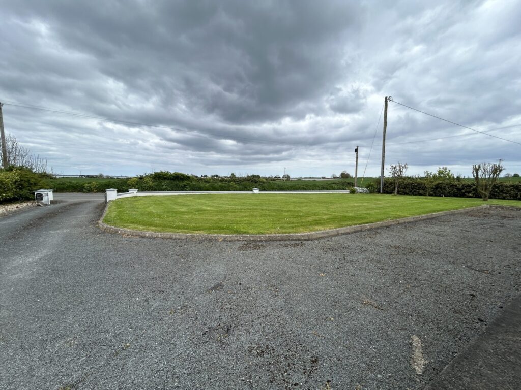 Ballagan, Greenore, Co. Louth – A91 FK77