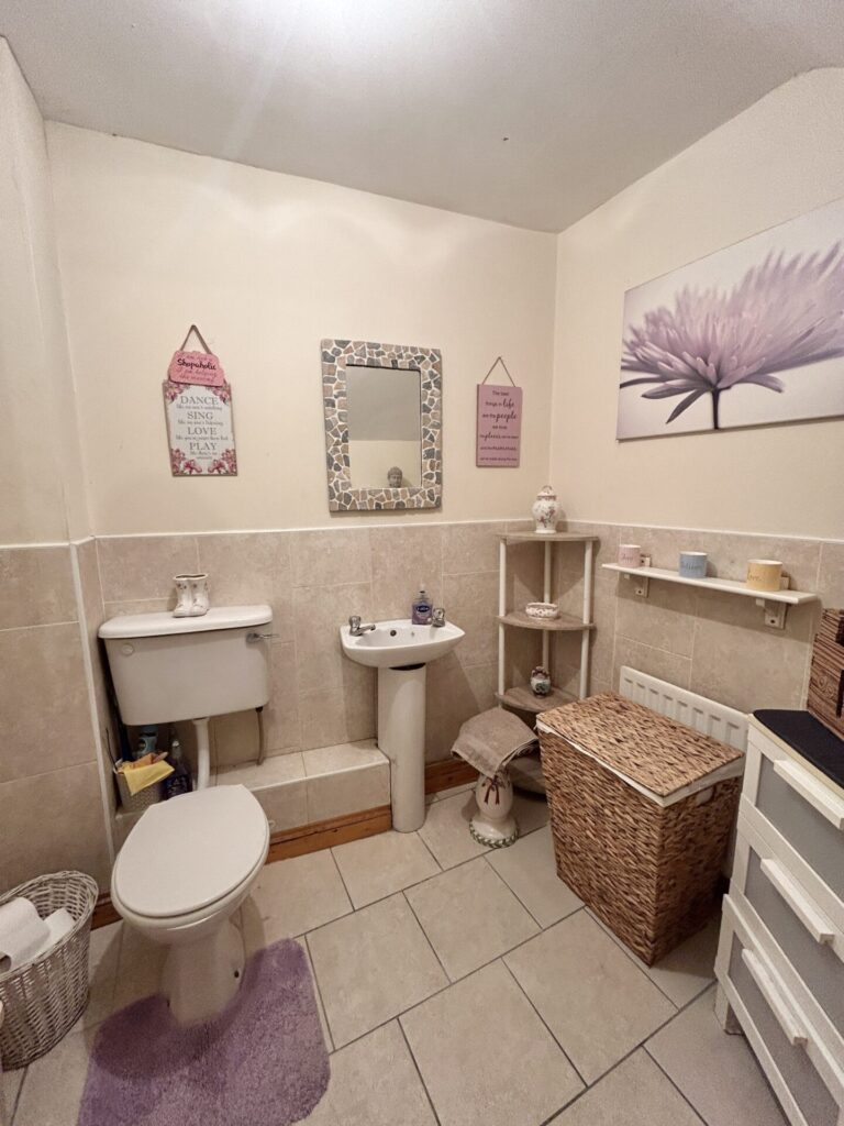 8 Copper Beech, Main Street, Duleek, Co. Meath, A92EV20