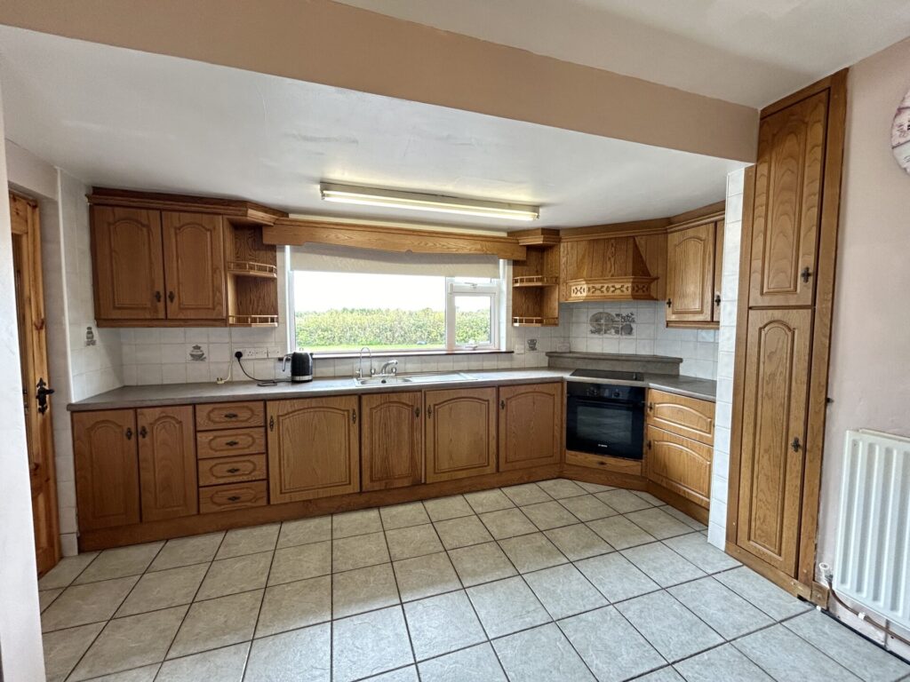 Ballagan, Greenore, Co. Louth – A91 FK77