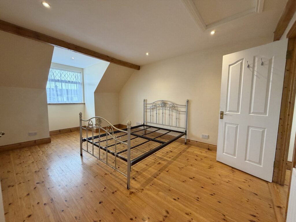 “Suaimhneas”, 19 Holly Park, Bay Estate, Dundalk, Co. Louth – A91 A2H3 “Suaimhneas”, 19 Holly Park, Bay Estate, Dundalk, Co. Louth – A91 A2H3