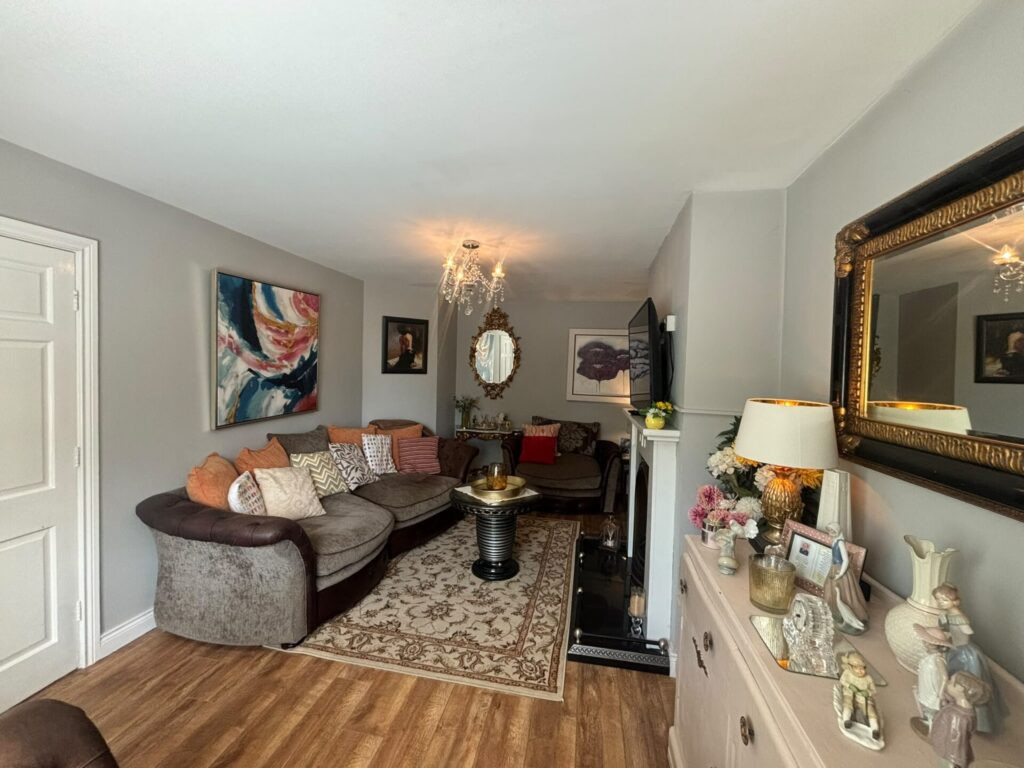 8 Gleann Alainn, Tullyallen, Co. Louth – A92 Y1K0 8 Gleann Alainn, Tullyallen, Co. Louth – A92 Y1K0