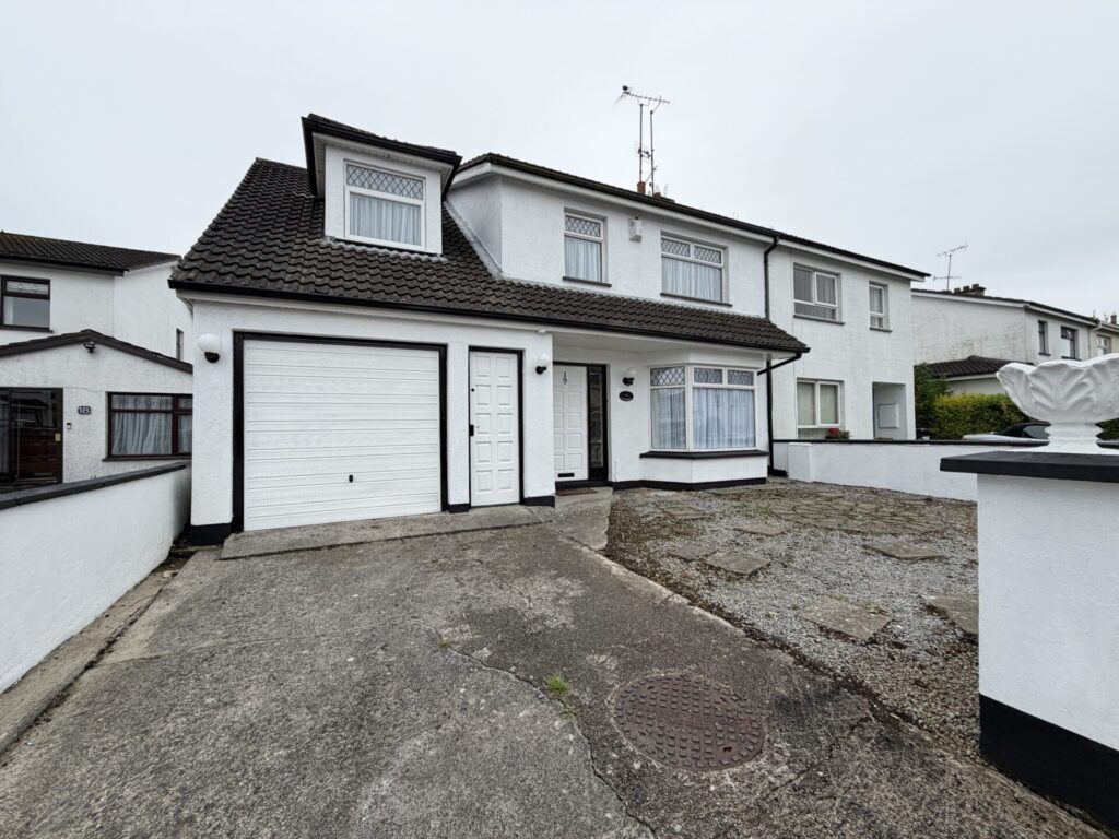 “Suaimhneas”, 19 Holly Park, Bay Estate, Dundalk, Co. Louth – A91 A2H3 “Suaimhneas”, 19 Holly Park, Bay Estate, Dundalk, Co. Louth – A91 A2H3