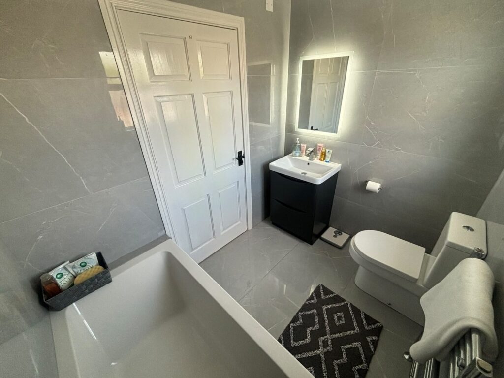 8 Gleann Alainn, Tullyallen, Co. Louth – A92 Y1K0 8 Gleann Alainn, Tullyallen, Co. Louth – A92 Y1K0