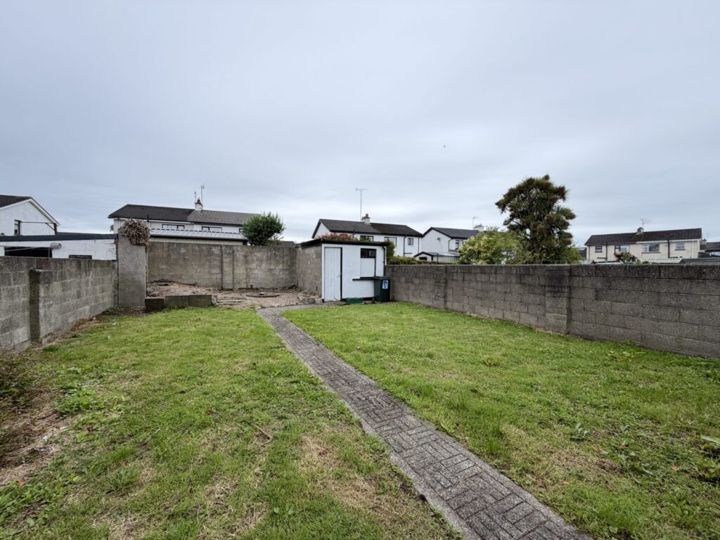 “Suaimhneas”, 19 Holly Park, Bay Estate, Dundalk, Co. Louth – A91 A2H3 “Suaimhneas”, 19 Holly Park, Bay Estate, Dundalk, Co. Louth – A91 A2H3