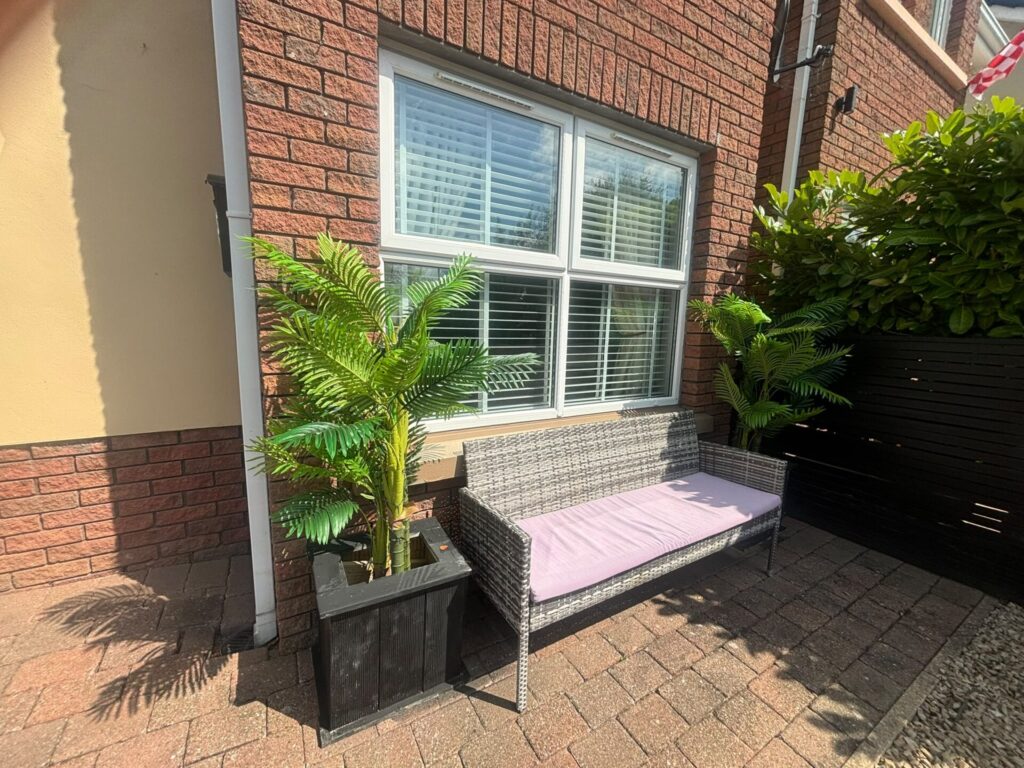 8 Gleann Alainn, Tullyallen, Co. Louth – A92 Y1K0 8 Gleann Alainn, Tullyallen, Co. Louth – A92 Y1K0