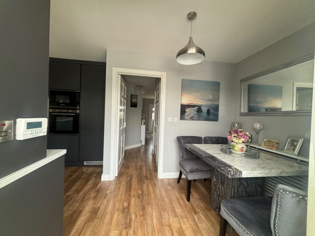 8 Gleann Alainn, Tullyallen, Co. Louth – A92 Y1K0 8 Gleann Alainn, Tullyallen, Co. Louth – A92 Y1K0