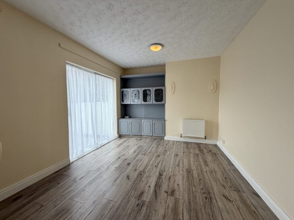 “Suaimhneas”, 19 Holly Park, Bay Estate, Dundalk, Co. Louth – A91 A2H3 “Suaimhneas”, 19 Holly Park, Bay Estate, Dundalk, Co. Louth – A91 A2H3