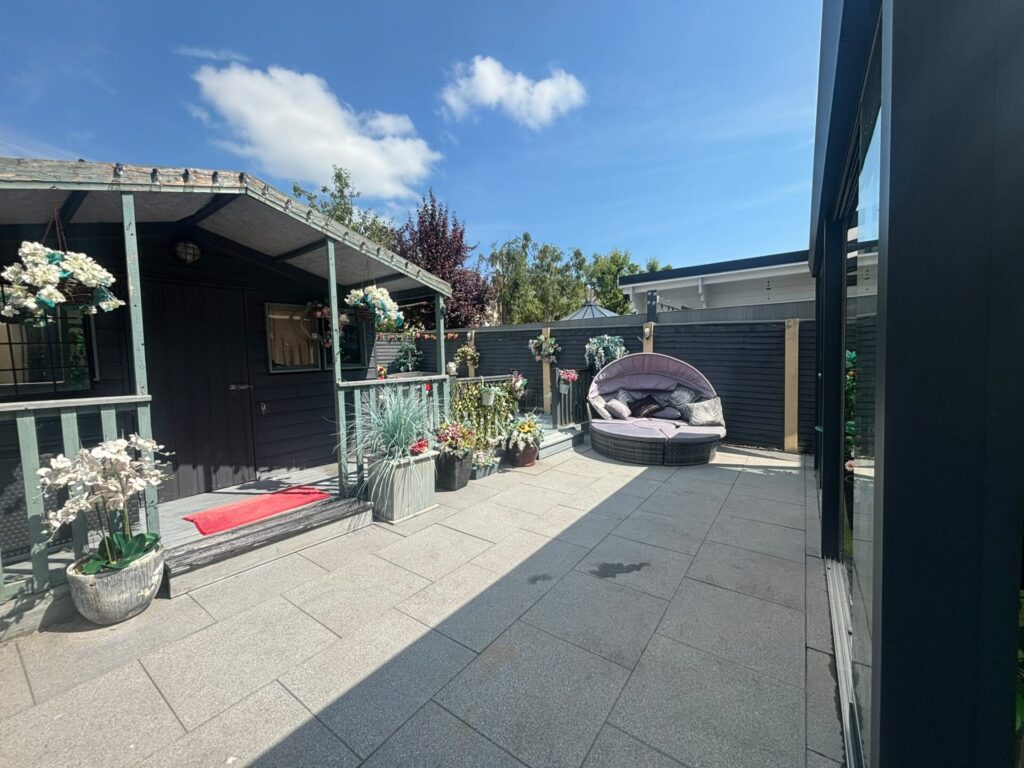 8 Gleann Alainn, Tullyallen, Co. Louth – A92 Y1K0 8 Gleann Alainn, Tullyallen, Co. Louth – A92 Y1K0