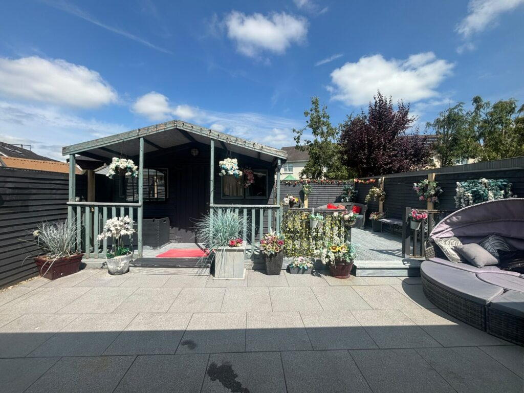 8 Gleann Alainn, Tullyallen, Co. Louth – A92 Y1K0 8 Gleann Alainn, Tullyallen, Co. Louth – A92 Y1K0