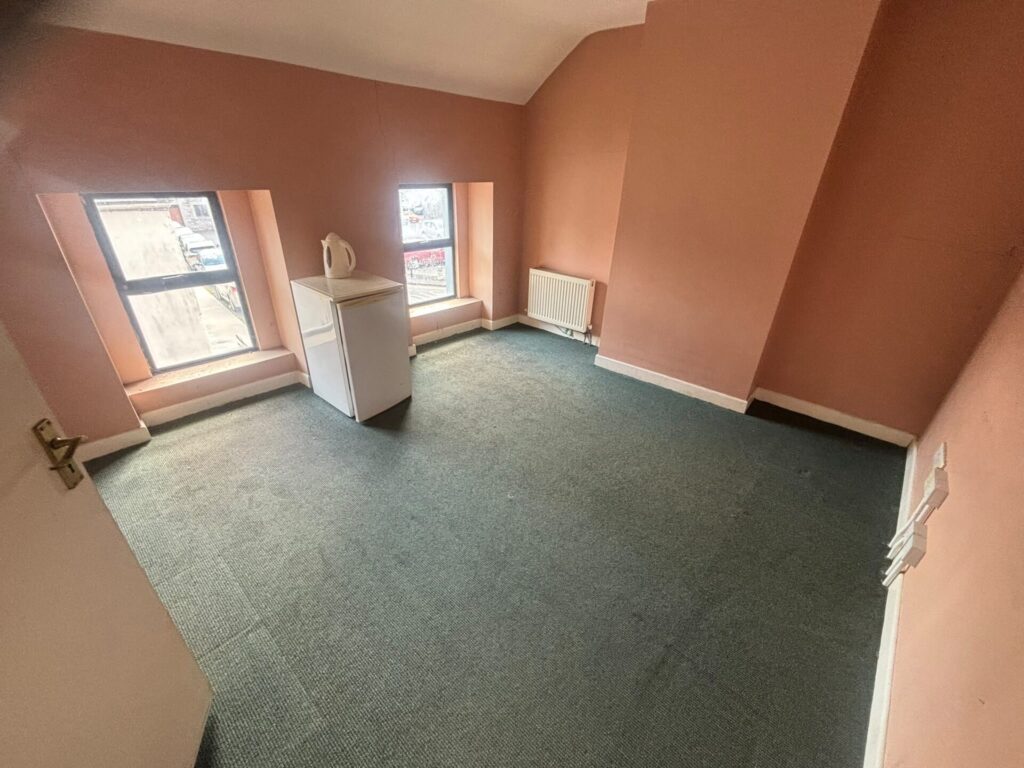 21 Bolton Square, Drogheda, Co. Louth – A92 DE70 21 Bolton Square, Drogheda, Co. Louth – A92 DE70