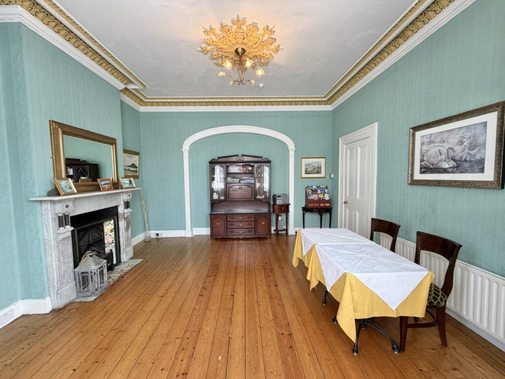 “Ardrose”, 5 The Crescent, Dundalk, Co. Louth – A91 K521 “Ardrose”, 5 The Crescent, Dundalk, Co. Louth – A91 K521