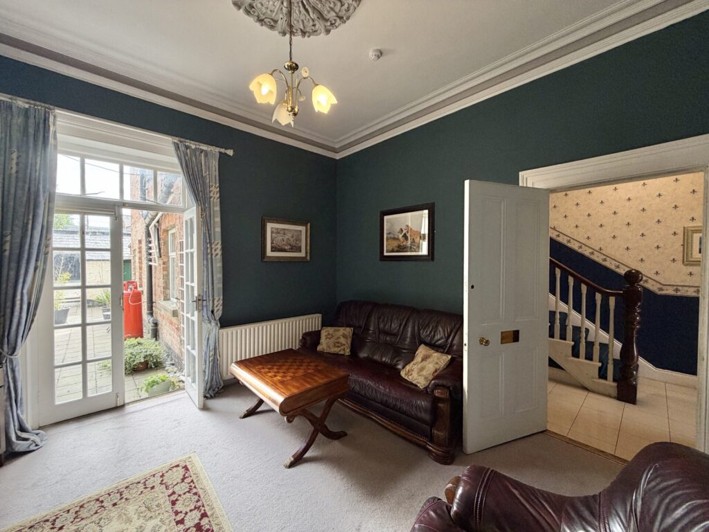 “Ardrose”, 5 The Crescent, Dundalk, Co. Louth – A91 K521 “Ardrose”, 5 The Crescent, Dundalk, Co. Louth – A91 K521