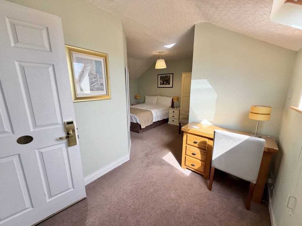 “Ardrose”, 5 The Crescent, Dundalk, Co. Louth – A91 K521 “Ardrose”, 5 The Crescent, Dundalk, Co. Louth – A91 K521