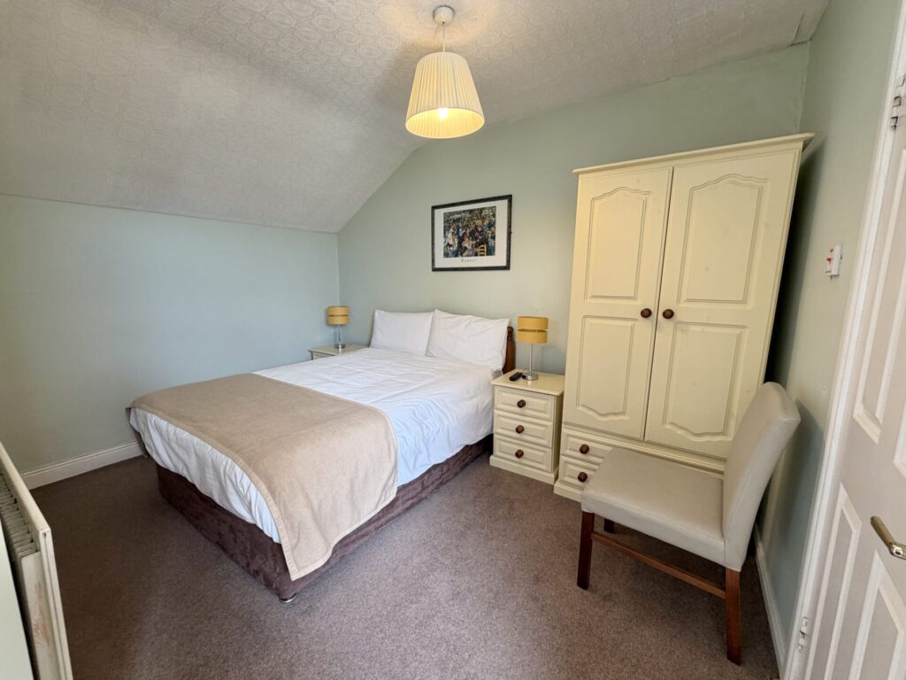 “Ardrose”, 5 The Crescent, Dundalk, Co. Louth – A91 K521 “Ardrose”, 5 The Crescent, Dundalk, Co. Louth – A91 K521