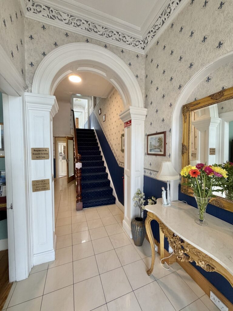 “Ardrose”, 5 The Crescent, Dundalk, Co. Louth – A91 K521 “Ardrose”, 5 The Crescent, Dundalk, Co. Louth – A91 K521