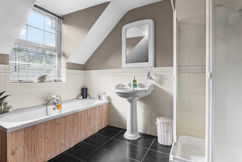 “Haven House”, Keeverstown, Grangebellew, Co. Louth – A92 T2F4 “Haven House”, Keeverstown, Grangebellew, Co. Louth – A92 T2F4