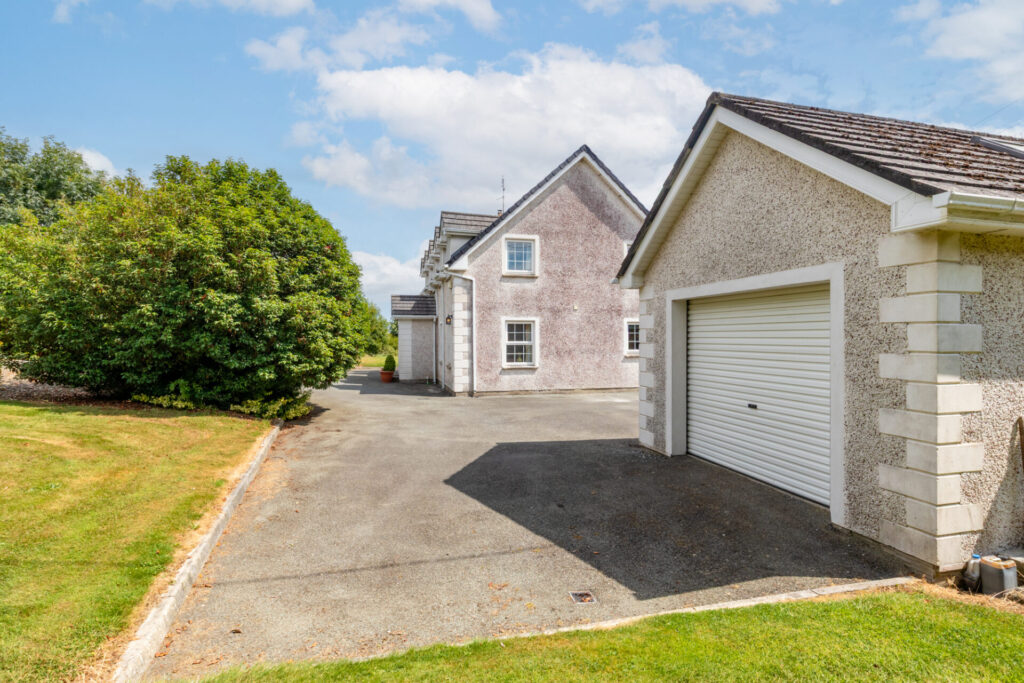 “Haven House”, Keeverstown, Grangebellew, Co. Louth – A92 T2F4 “Haven House”, Keeverstown, Grangebellew, Co. Louth – A92 T2F4