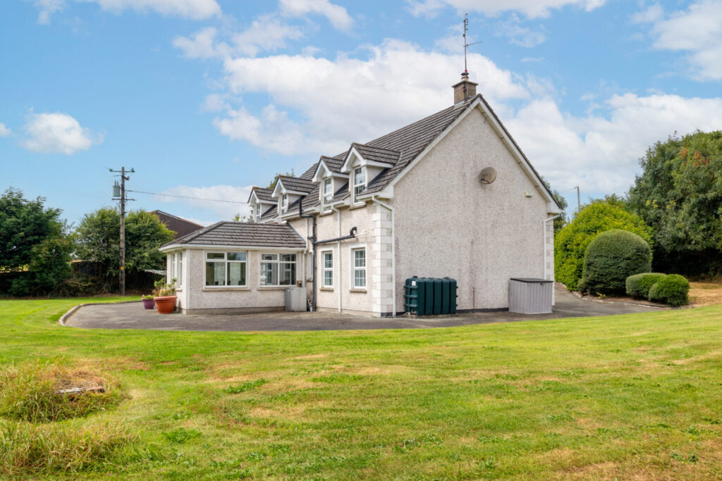 “Haven House”, Keeverstown, Grangebellew, Co. Louth – A92 T2F4 “Haven House”, Keeverstown, Grangebellew, Co. Louth – A92 T2F4