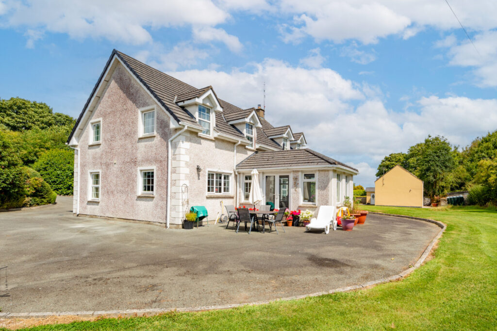 “Haven House”, Keeverstown, Grangebellew, Co. Louth – A92 T2F4 “Haven House”, Keeverstown, Grangebellew, Co. Louth – A92 T2F4