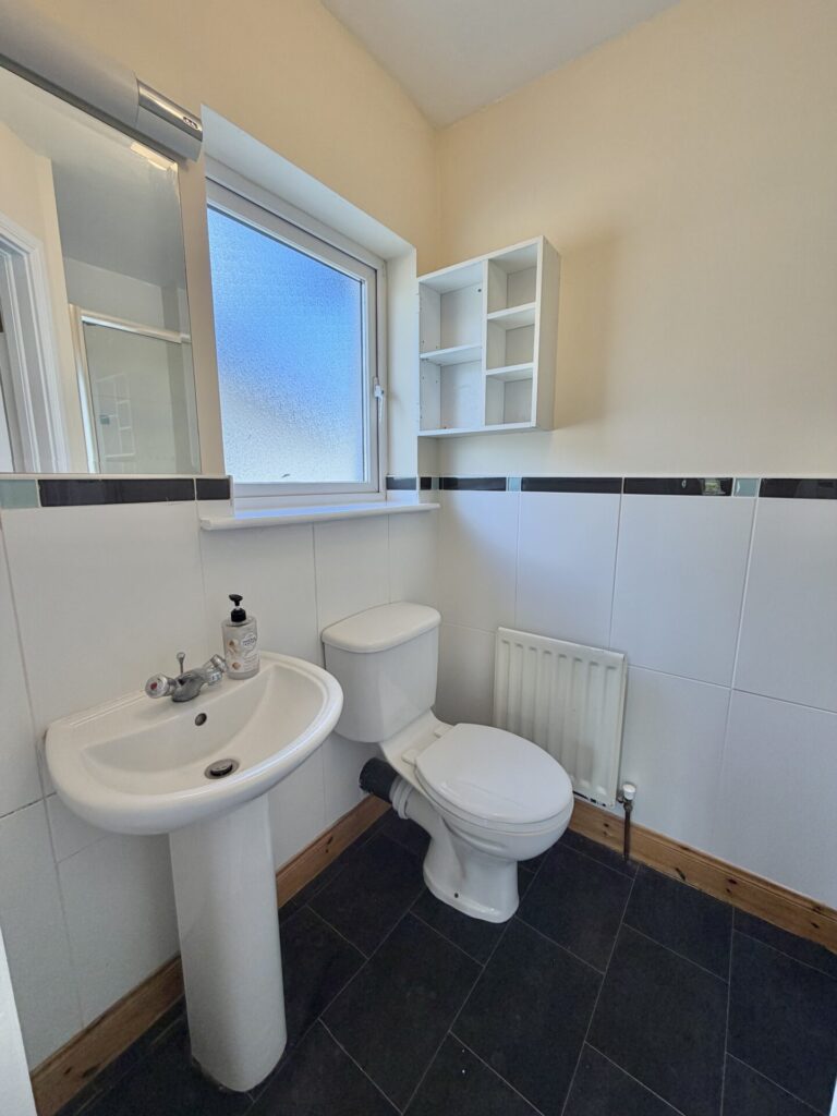 7 Marine Crescent, Blackrock Cove, Blackrock, Co. Louth – A91 AE98 7 Marine Crescent, Blackrock Cove, Blackrock, Co. Louth – A91 AE98