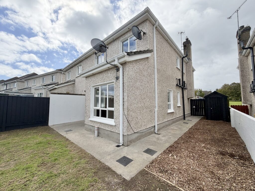 7 Marine Crescent, Blackrock Cove, Blackrock, Co. Louth – A91 AE98 7 Marine Crescent, Blackrock Cove, Blackrock, Co. Louth – A91 AE98