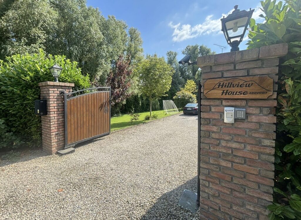 Hillview House, Greatwood, Ardee, Co. Louth, A92V5W7