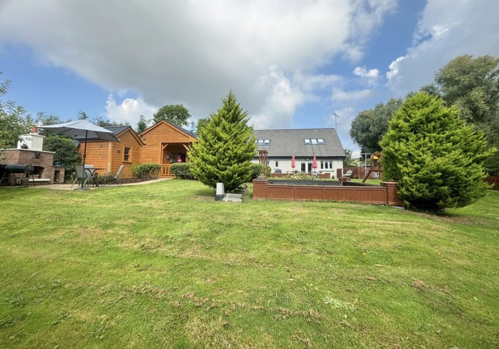 Hillview House, Greatwood, Ardee, Co. Louth, A92V5W7