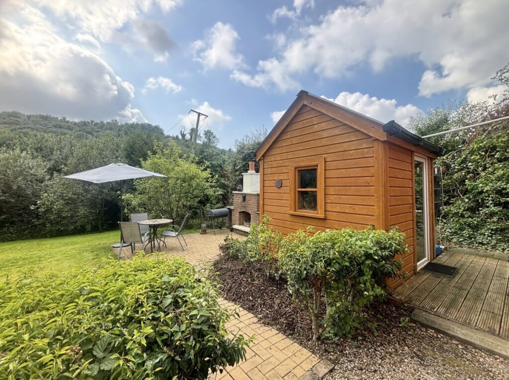 Hillview House, Greatwood, Ardee, Co. Louth, A92V5W7